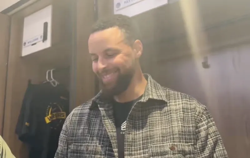 华体会登录入口-库里：很庆幸还能打附加赛，希望能把这个赛季延续下去